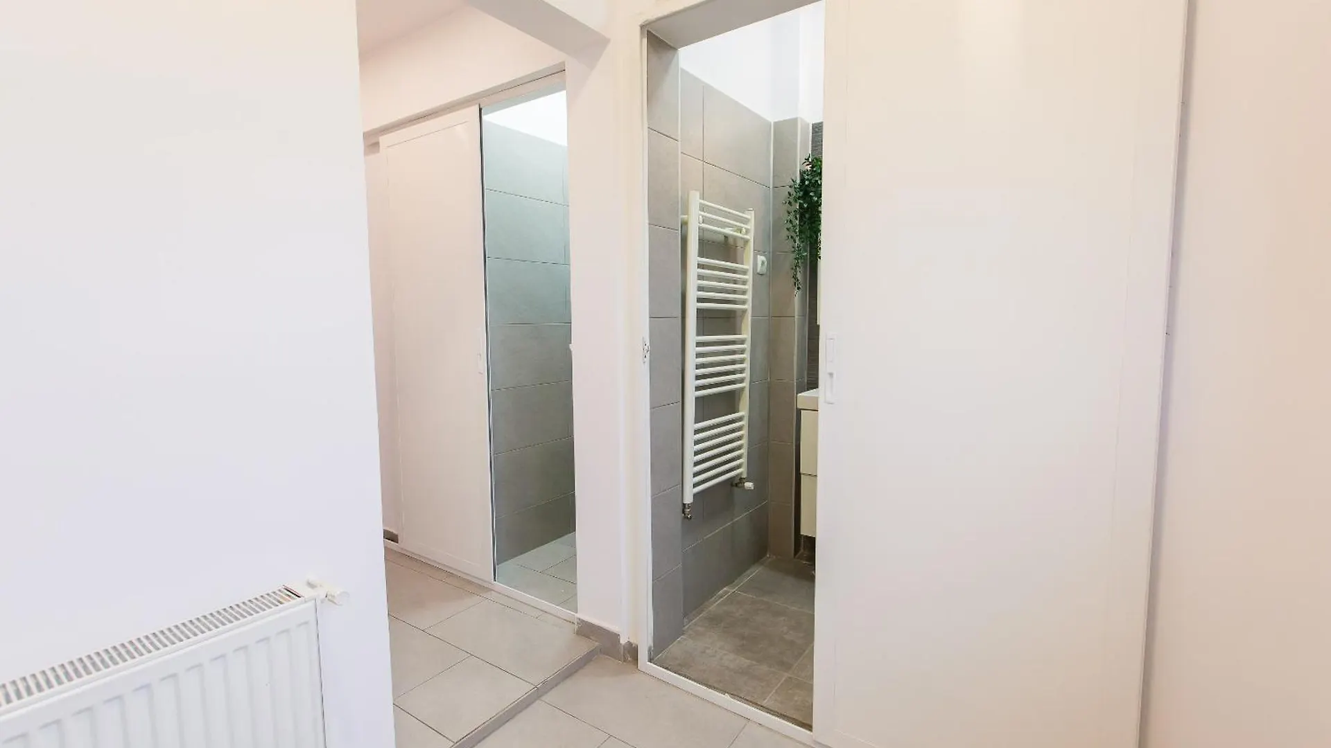 Spacious Penthouse With Terrace And City-View Bucharest 0*,  Romania