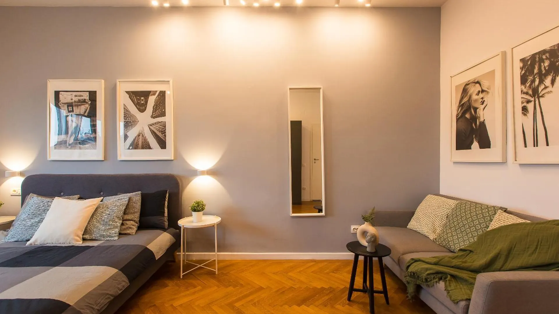 Spacious Penthouse With Terrace And City-View Bucharest