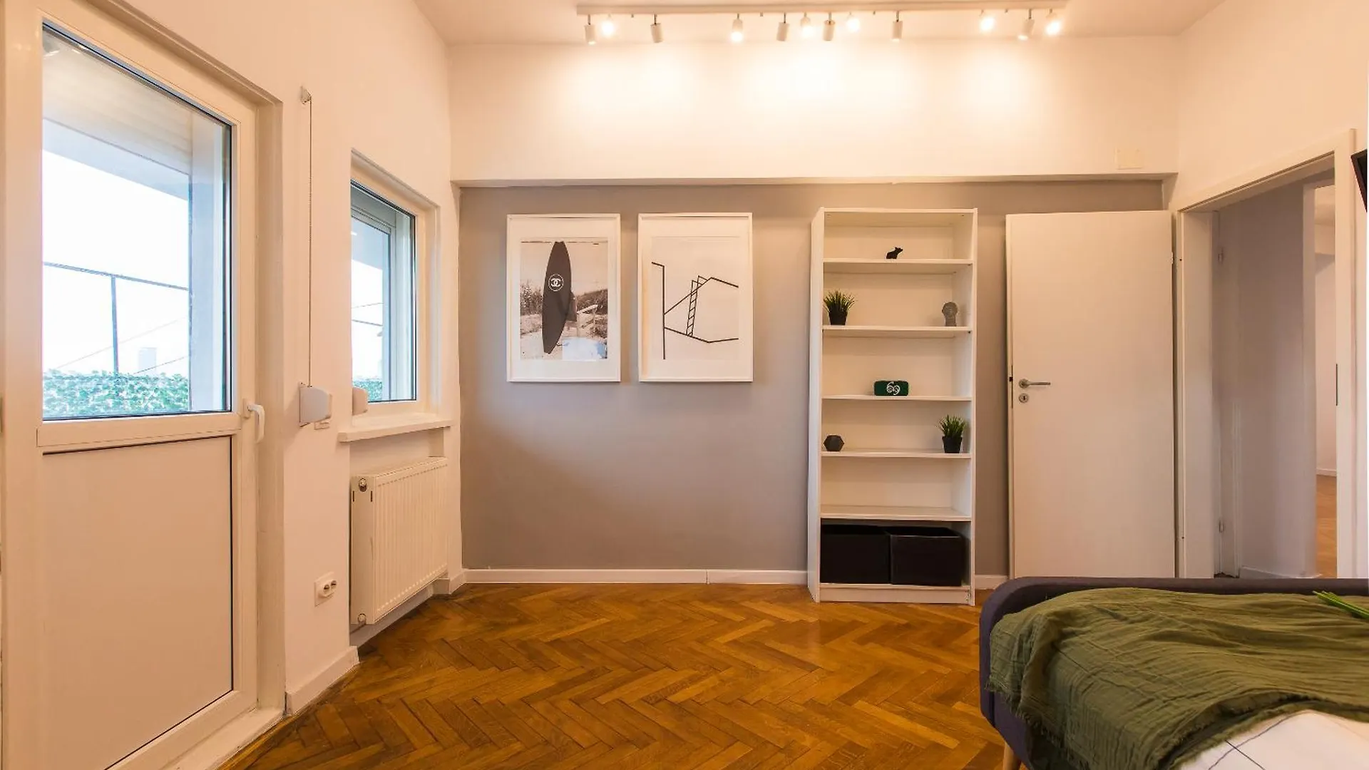 Apartment Spacious Penthouse With Terrace And City-View Bucharest Romania